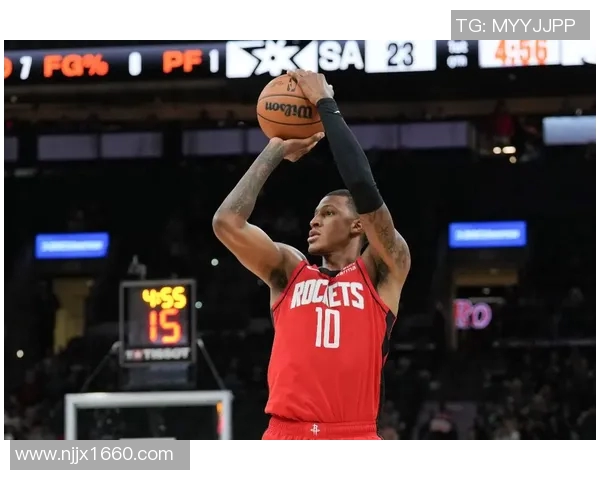 火箭大胜魔术，取得季后赛首胜